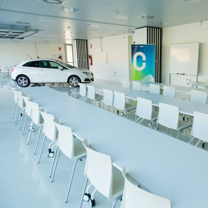 Circuito Parcmotor y Sati Formación ofrecen dos cursos subvencionados sobre vehículos híbridos y eléctricos